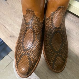 tecovas python boots.